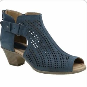 Earth Keri  smoky blue Peep-Toe heeled sandals sz 9